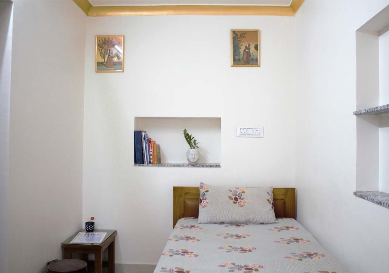My Soni 2700 Bed & Breakfast *